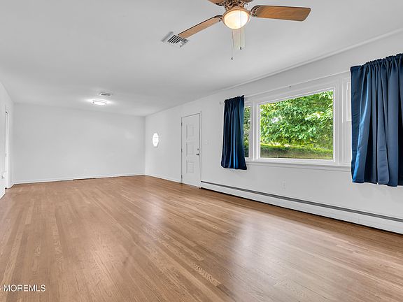 3rd image of 1108 Anchor Avenue