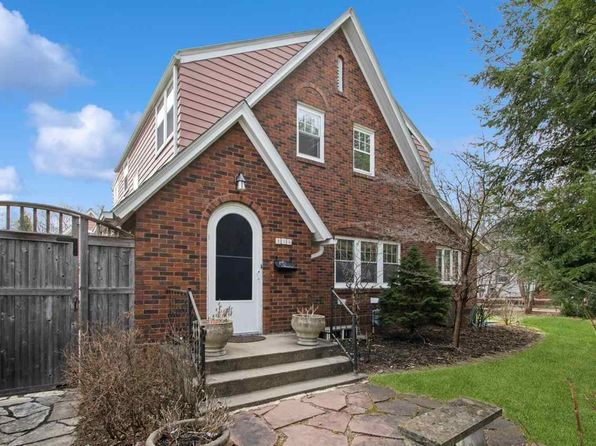134 Parsons Ave, Iowa City, IA 52245