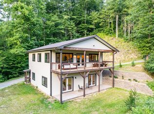 75 N Coyote Springs Farm Rd, Leicester, NC 28748