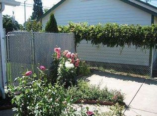 815 Echo Hollow Rd, Eugene, OR 97402