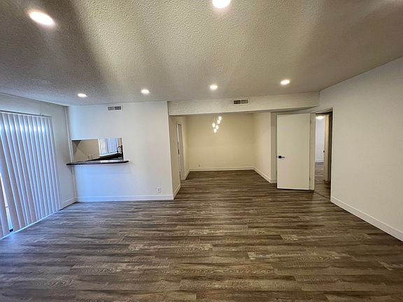 5th image of 1444 S Centinela Ave APT 2