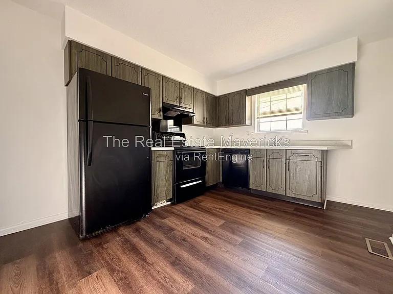 3638 Missionaire Ave — Photo 5