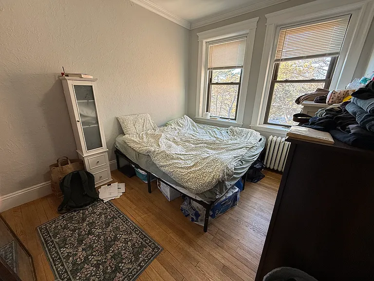 10 Greenway Ct #6 — Photo 8