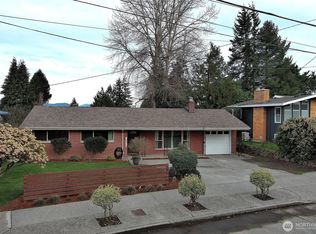 10414 61st Ave S, Seattle, WA 98178