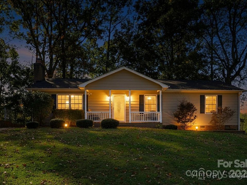 1st image of 325 Treeline Dr