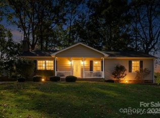325 Treeline Dr, Belmont, NC 28012