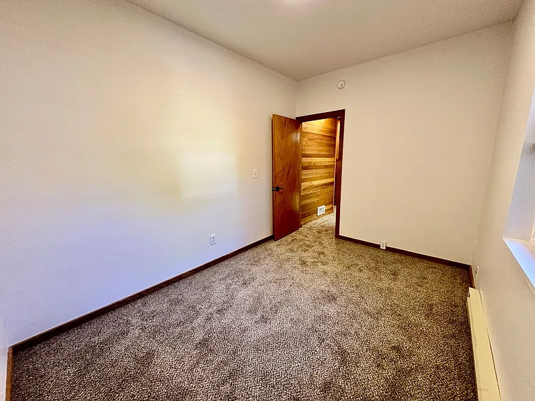1204 N Brooklane St — Photo 14