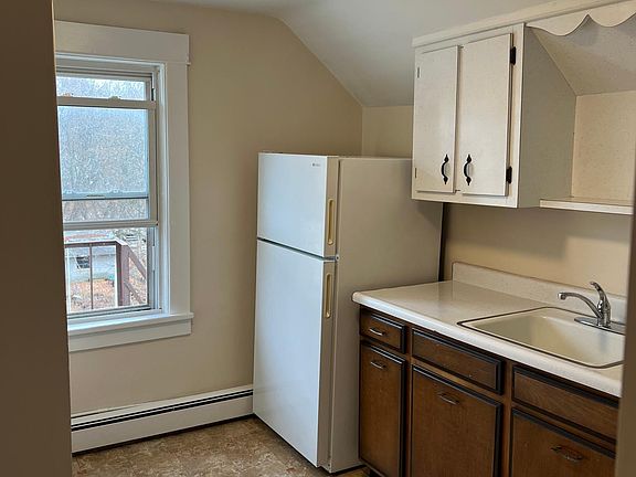 5th image of 90 Wisner Ave Floor 3