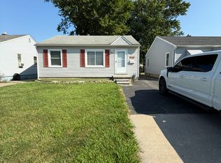 28448 John Hauk St, Garden City, MI 48135