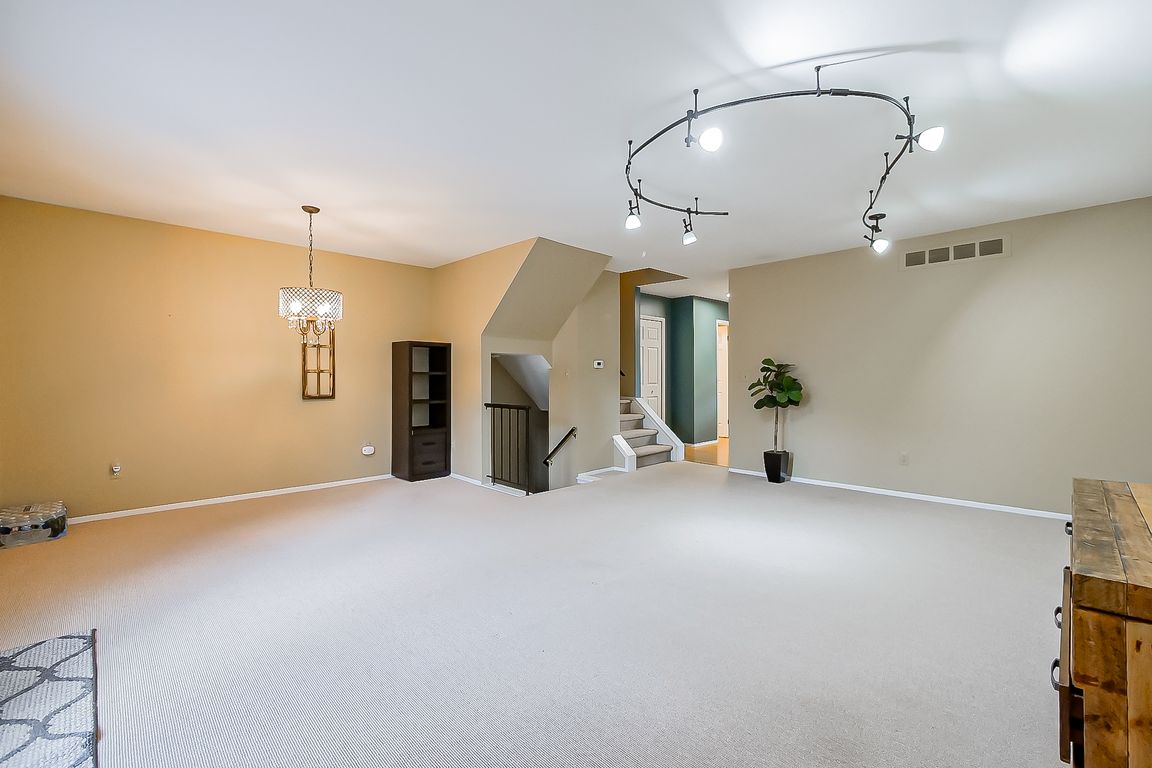 next background image