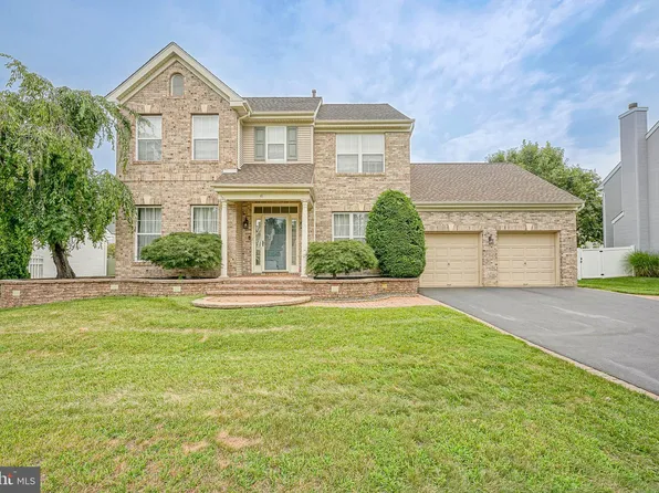 41 Steeplechase Blvd, Burlington, NJ 08016