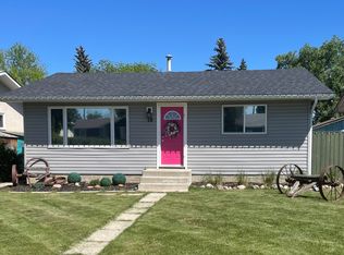 19 Linden St S, Spruce Grove, AB T7X2G6