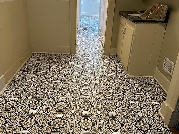 4th image of 1004 Glenwood Ave #1-2-3