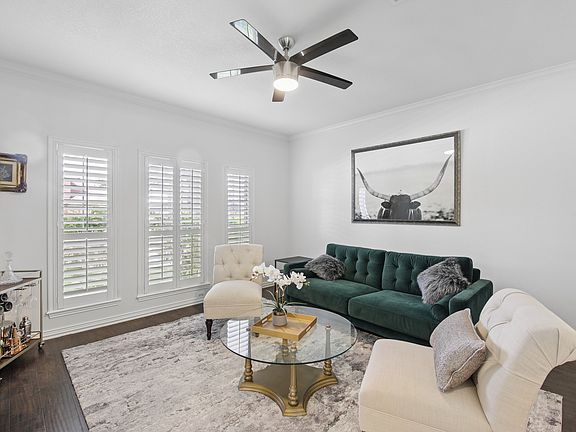 5th image of 2717 Carmel Dr