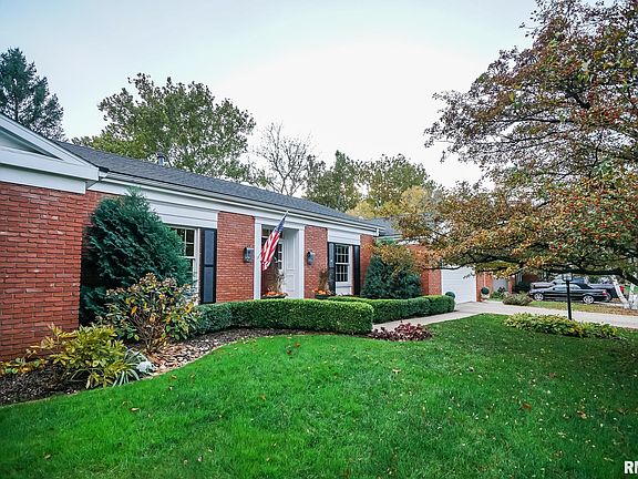 2nd image of 138 E Morningside Dr