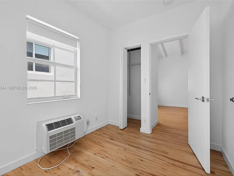 1552 Euclid Ave #4 — Photo 8