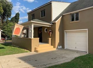 2911 Hughes St, Huntington, WV 25704