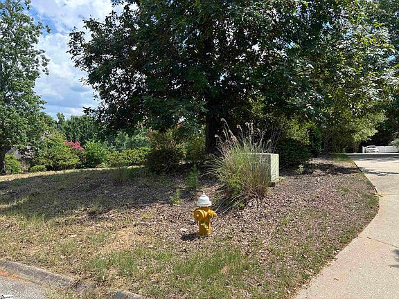 4th image of 3 Paris Glen Way