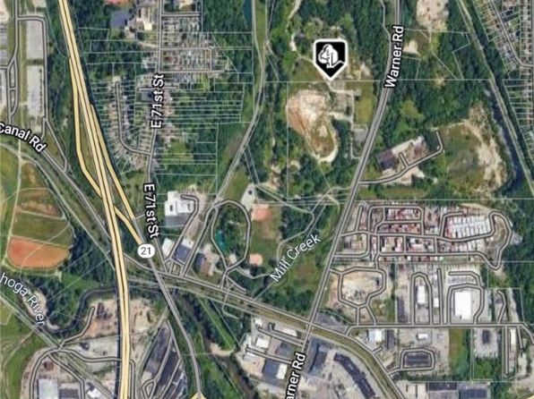 5000 Warner Rd, Cleveland, OH 44125