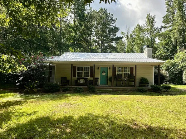 685 Creekview Dr, Lizella, GA 31052