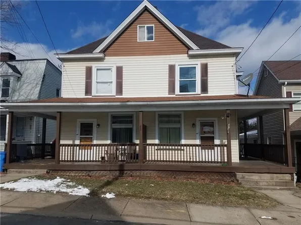 142-144 Boroview Ave, Carnegie, PA 15106