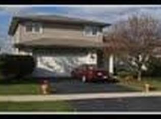 18066 Vista Dr, Country Club Hills, IL