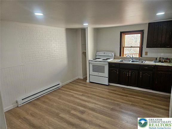 4th image of 23 W Ruddle St