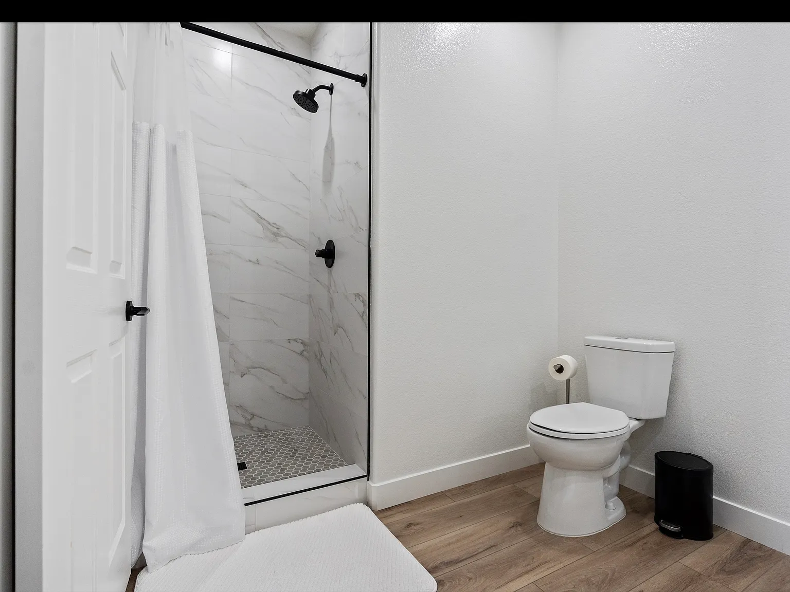 3 bed, $3,200 — Photo 4