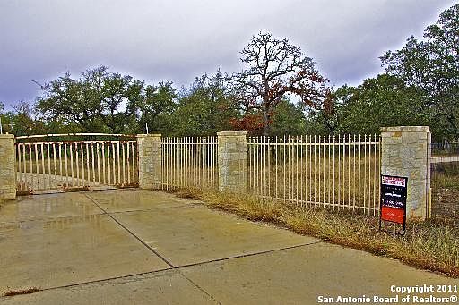 1st image of 2511 FM 473