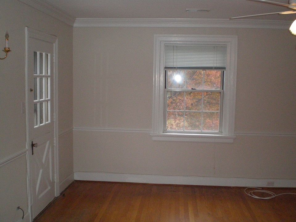 Living room (2)