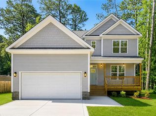 205 Basta Dr, Yorktown, VA 23692