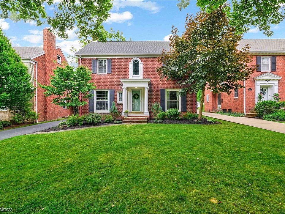 1st image of 2385 Lalemant Rd