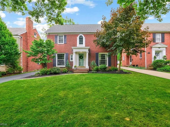 2385 Lalemant Rd, University Heights, OH 44118