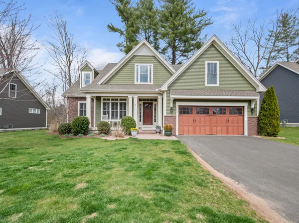 5 Copper Brook Circle, Granby, CT 06035