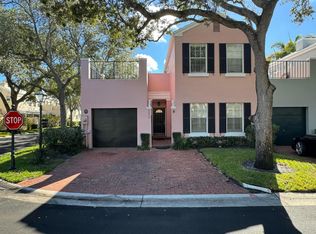 5926 Catesby St, Boca Raton, FL 33433