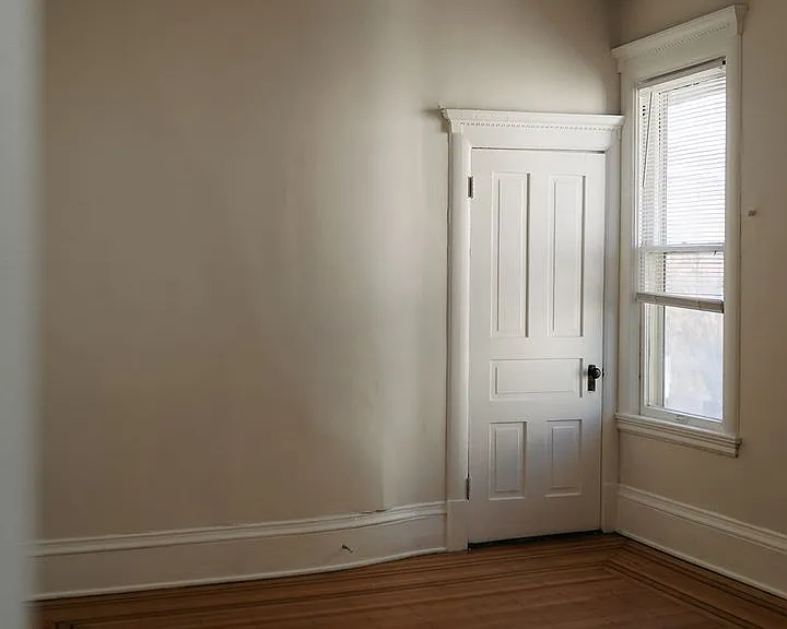 2117 Colfax — Photo 8