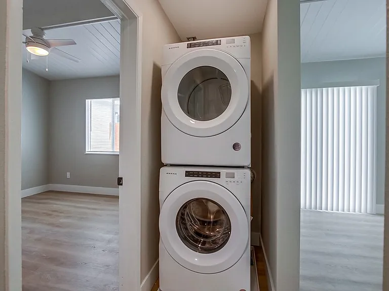 4018 Fond Du Lac Ave — Photo 11