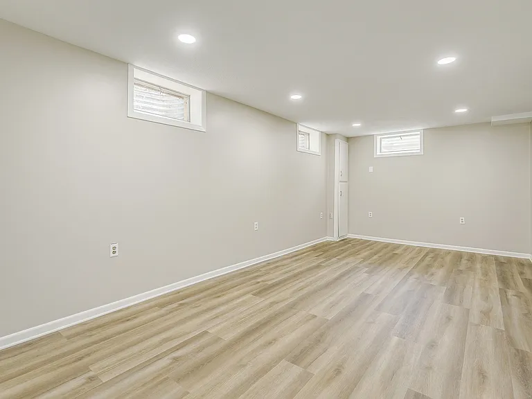 16376 Fishing Ave — Photo 9