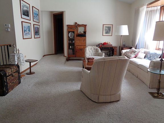 4th image of 11727 S Brookside Dr #1