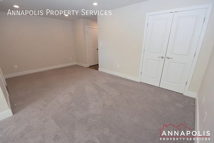 604 Chalcedony Ln — Photo 10