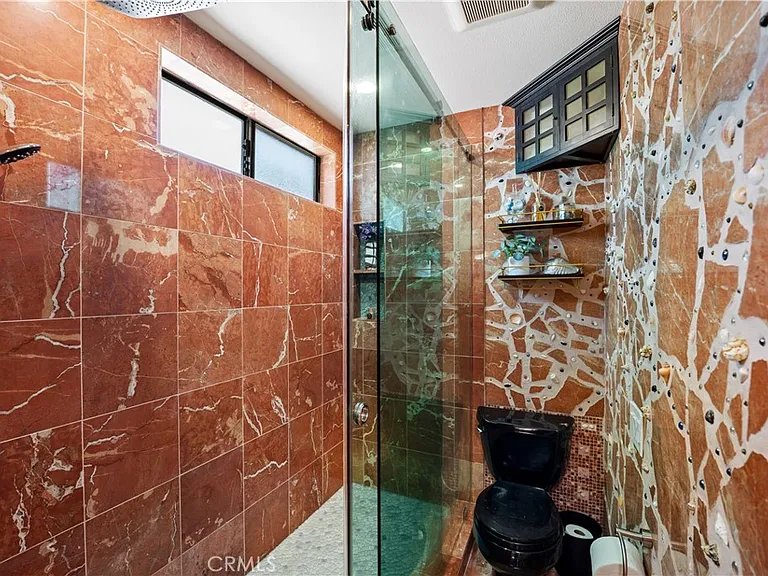 833 Ocean Ave #304 — Photo 13