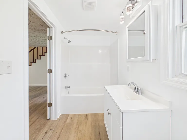 3954 Crabapple Rd — Photo 32