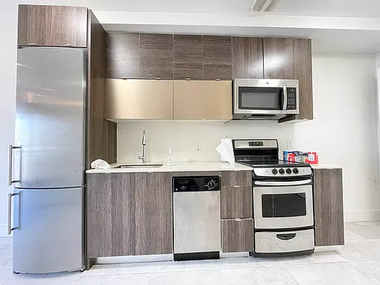 Rented by Bruma Realty LLC | media 3