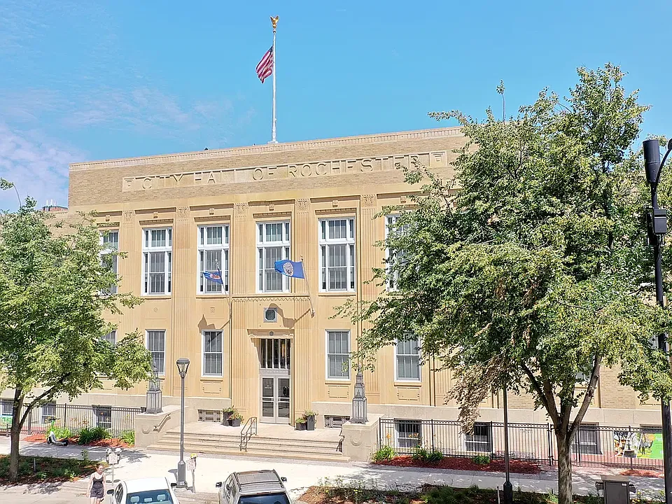 City Hall Apartments