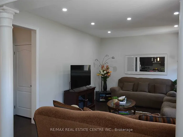 4640 Erwin Rd — Photo 6