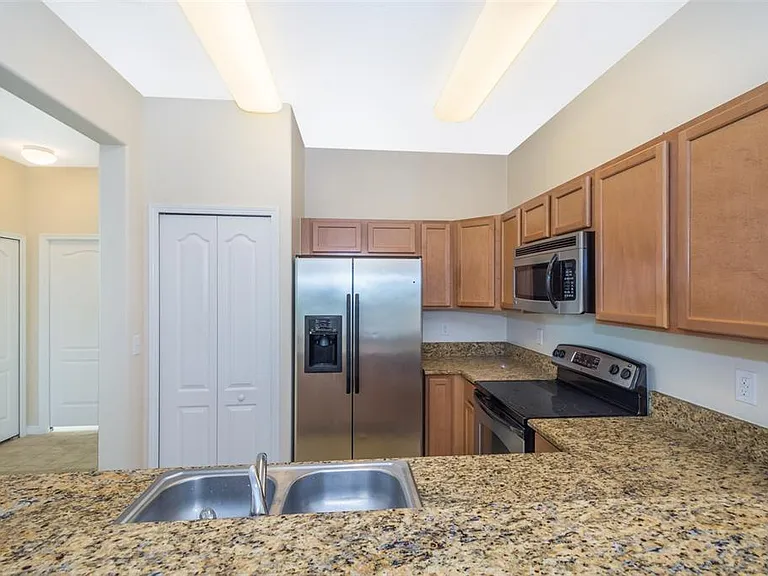 3090 Rodrick Cir — Photo 8