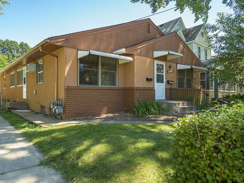 1st image of 2925 California St NE
