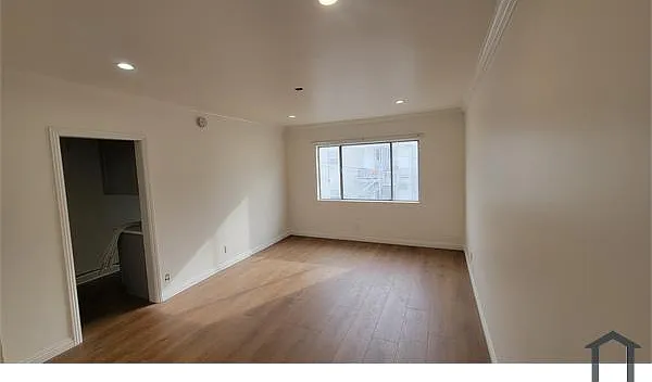 1644 S Gramercy Pl #8 — Photo 17