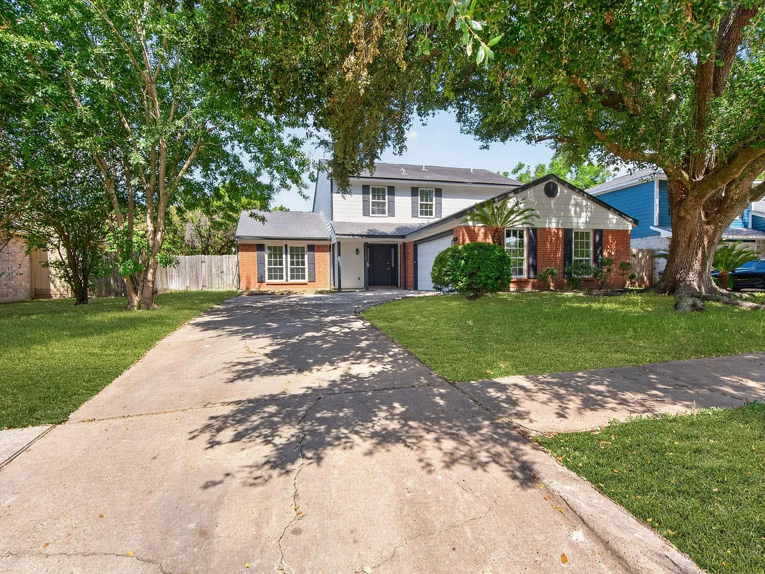 4 bed, 3.0 bath, 2446 sqft, $3,000 — Photo 4