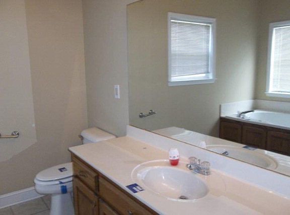 4th image of 146 Golden Oaks Dr